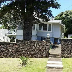 Cool, Quiet Ocean View 30 Day Min Apartment